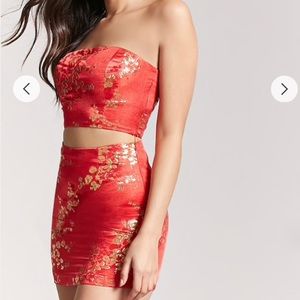 metallic floral crop top (asian)